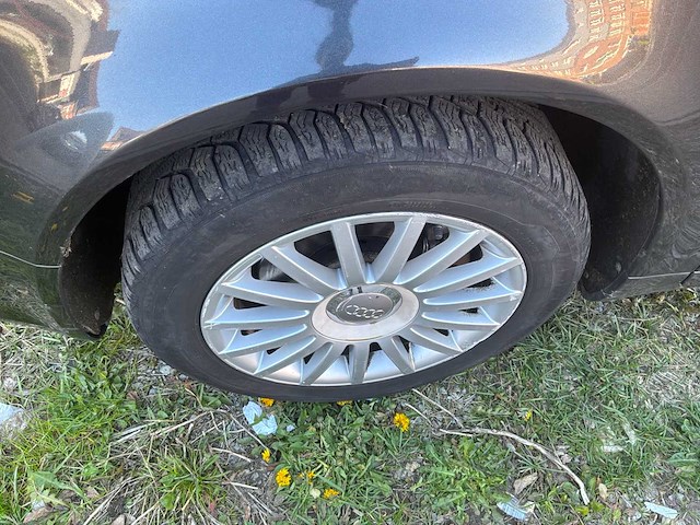 Audi a4 8e auto 2007 - afbeelding 47 van  47