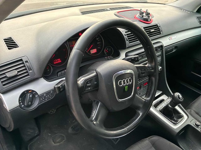 Audi a4 8e auto 2007 - afbeelding 8 van  53