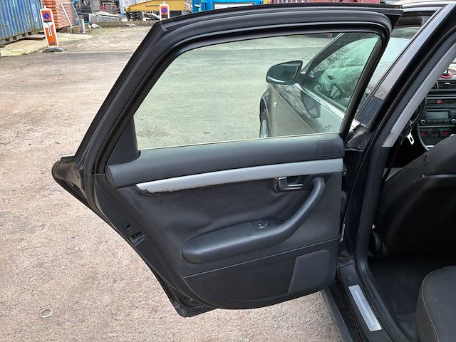 Audi a4 8e auto 2007 - afbeelding 16 van  53