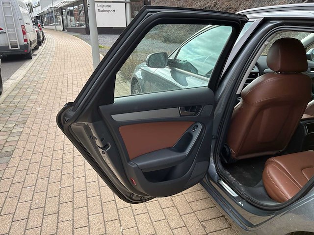 Audi a4 auto 2012 - afbeelding 27 van  55