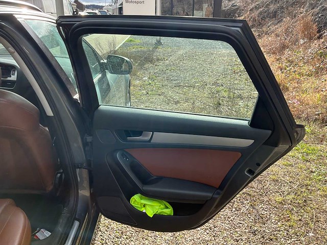 Audi a4 auto 2012 - afbeelding 37 van  55