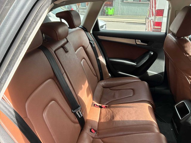 Audi a4 auto 2012 - afbeelding 39 van  55