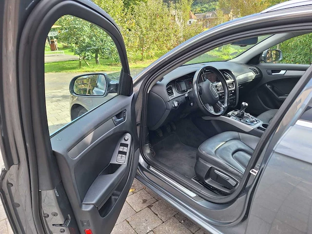 Audi a4 avant 2.0 tdi 2012 - 120 pk - afbeelding 2 van  37