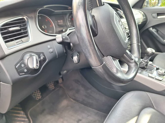 Audi a4 avant 2.0 tdi 2012 - 120 pk - afbeelding 6 van  37
