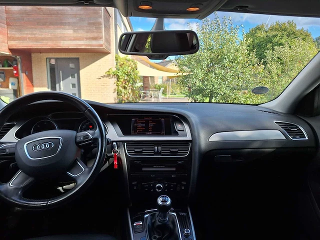 Audi a4 avant 2.0 tdi 2012 - 120 pk - afbeelding 25 van  37