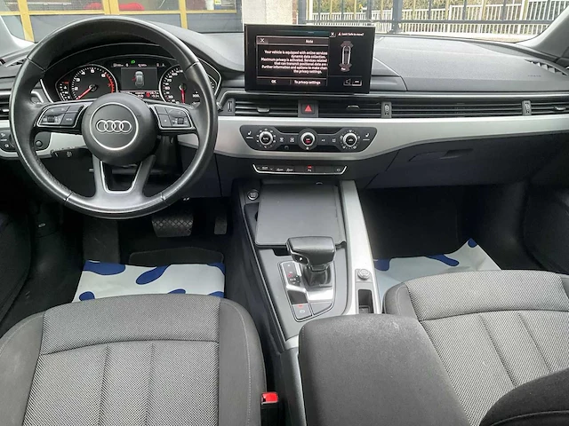 Audi a4 avant car 2023 - afbeelding 7 van  23