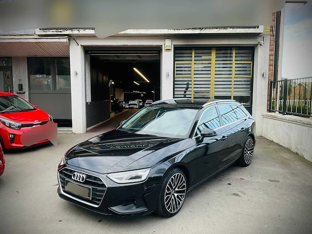Audi a4 avant car 2023 - afbeelding 1 van  23