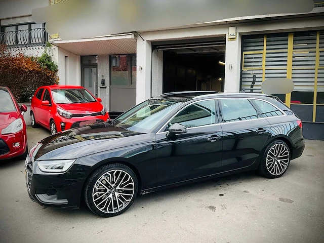 Audi a4 avant car 2023 - afbeelding 12 van  23