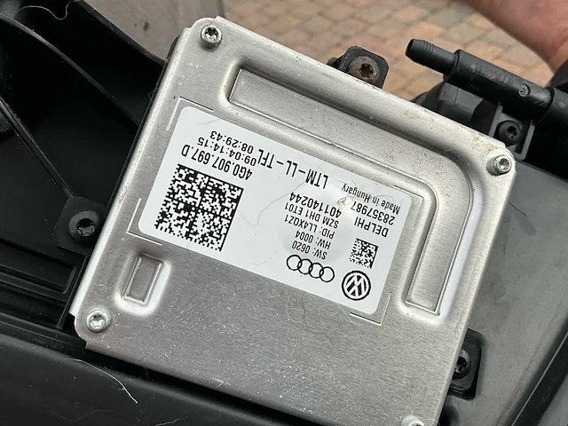 Audi a4 b8 facelift bi-xenon koplamp met led-dagrijlicht - afbeelding 3 van  7