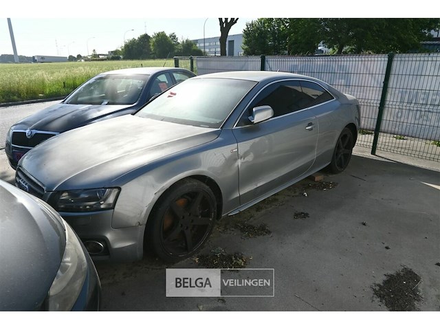 Audi a4, enkel voor vergunninghouders en erkende centra voor verschroting - afbeelding 2 van  6