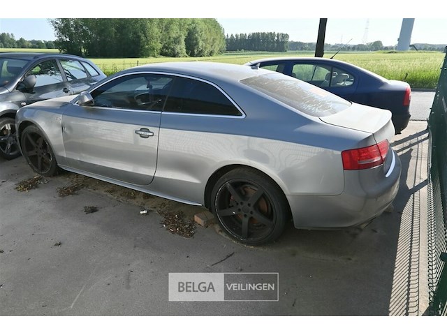 Audi a4, enkel voor vergunninghouders en erkende centra voor verschroting - afbeelding 3 van  6