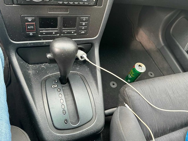 Audi a4 personenauto - afbeelding 2 van  10