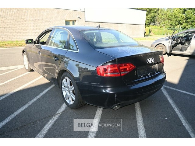 Audi a4 - afbeelding 13 van  24