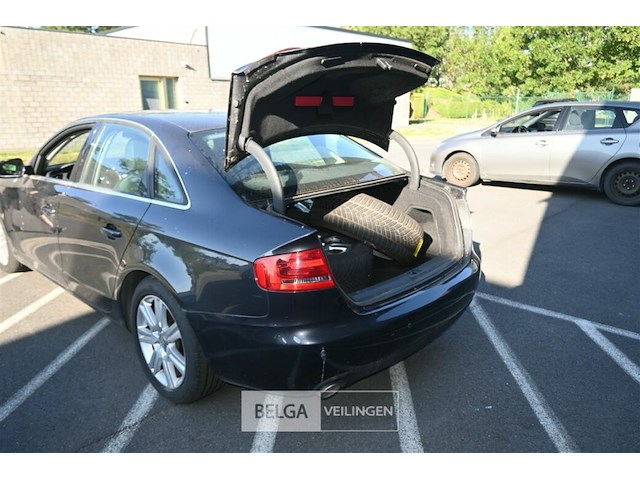 Audi a4 - afbeelding 18 van  24