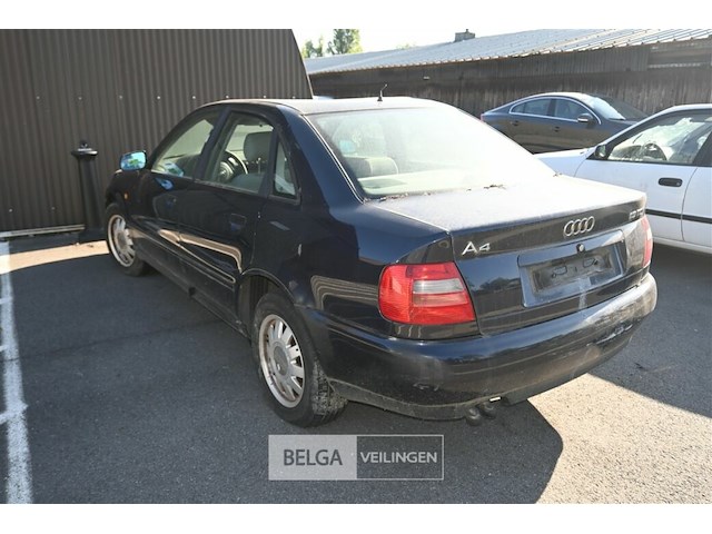 Audi a4 - afbeelding 6 van  18
