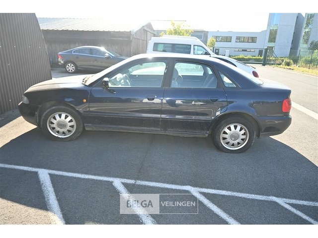 Audi a4 - afbeelding 7 van  18