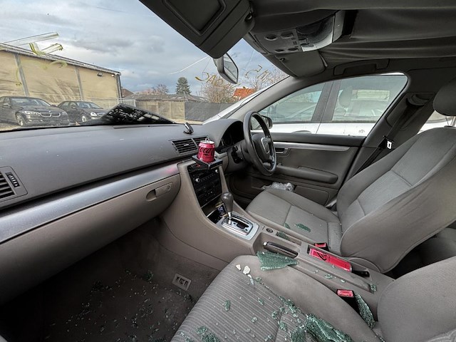 Audi a4 - afbeelding 2 van  11