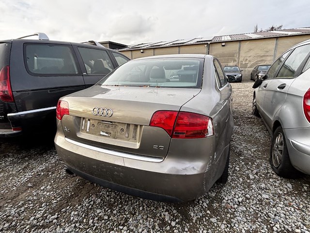 Audi a4 - afbeelding 6 van  11