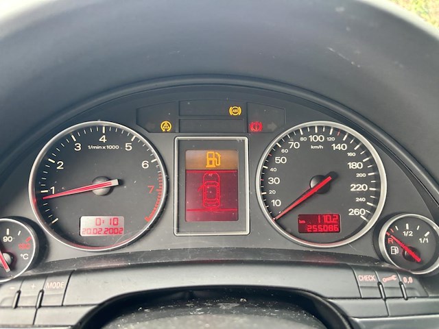 Audi a4 - afbeelding 11 van  33