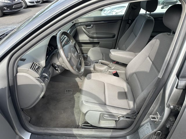 Audi a6 2.0 tdi 16v,2004 - afbeelding 2 van  28
