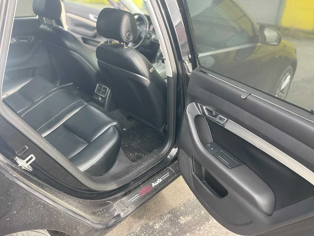 Audi a6 2005 3.2 fsi v6 255 pk – 205.700 km – benzine – euro 4 – automatisch – douanevrij voertuig - afbeelding 11 van  23