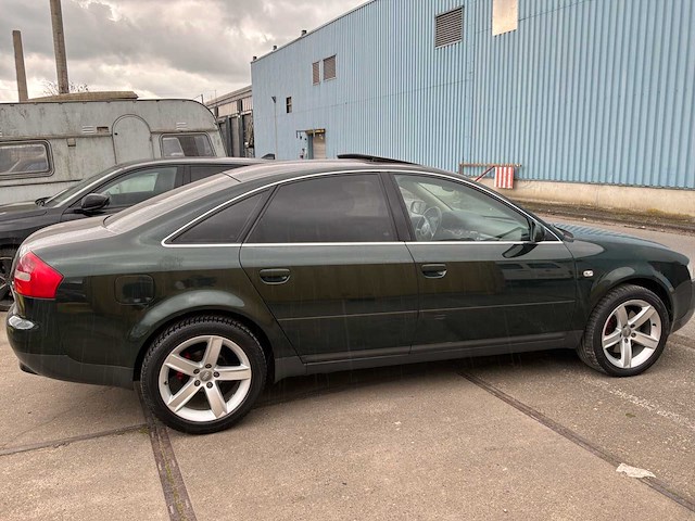 Audi a6 sedan vintage auto's > 15 - afbeelding 29 van  32