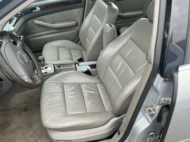 Audi a6 - afbeelding 10 van  27