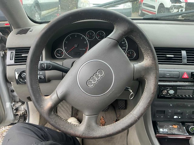 Audi a6 - afbeelding 18 van  27