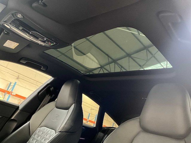 Audi a7 s line quattro personenauto - afbeelding 19 van  31