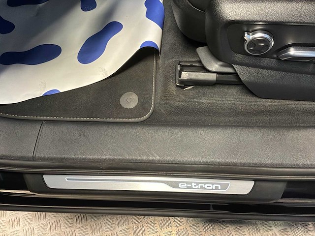 Audi e-tron 3.0 tdi v6 tiptronic quattro q7 2018 - afbeelding 9 van  60