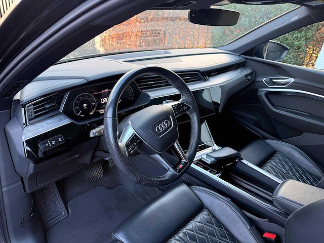 Audi e-tron s line 55 quattro 300 kw - afbeelding 13 van  42