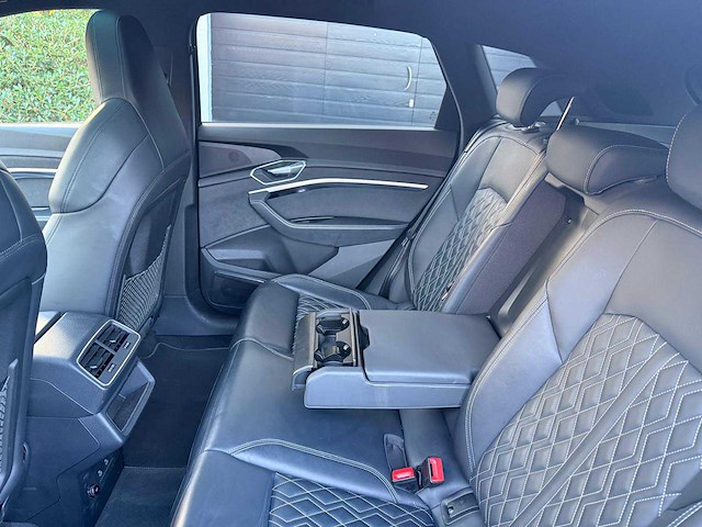 Audi e-tron s line 55 quattro 300 kw - afbeelding 19 van  42