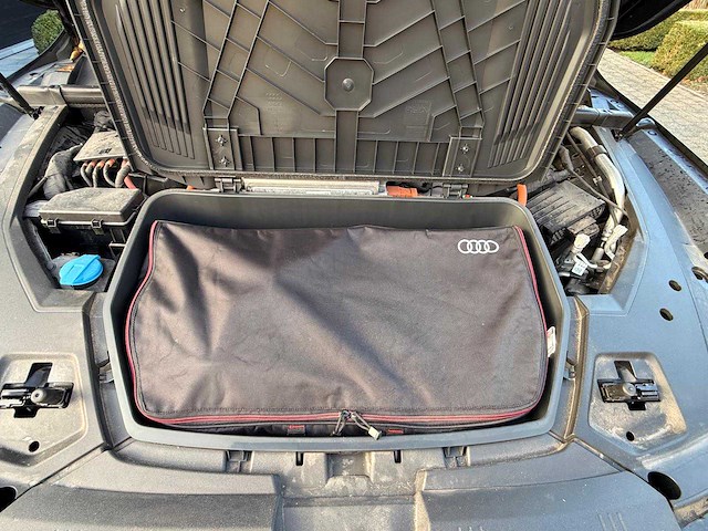 Audi e-tron s line 55 quattro 300 kw - afbeelding 20 van  42