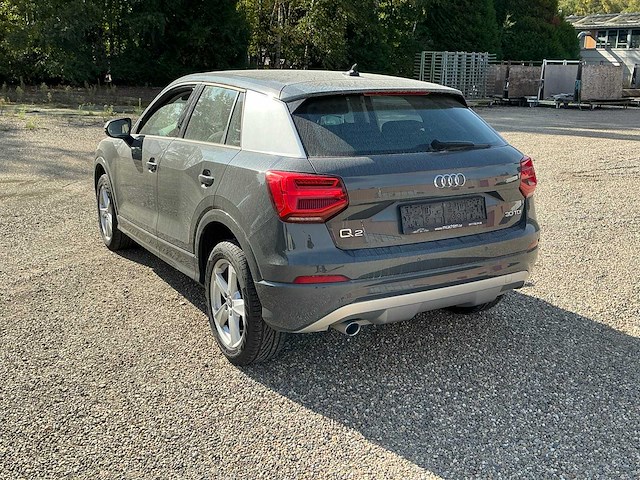 Audi q2 personenauto - afbeelding 2 van  27