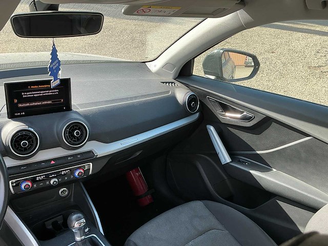 Audi q2 personenauto - afbeelding 6 van  27