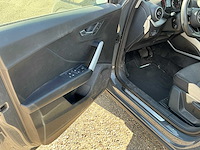 Audi q2 personenauto - afbeelding 8 van  27