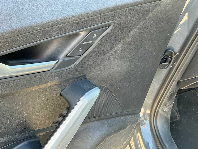 Audi q2 personenauto - afbeelding 10 van  27