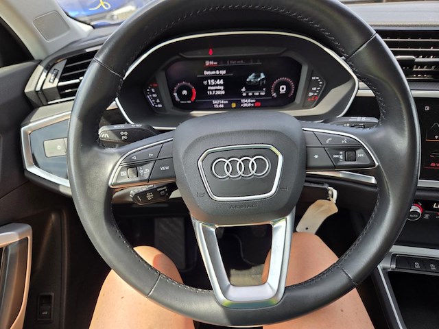 Audi q3 35 tfsi s line 150, 2019 - afbeelding 18 van  40