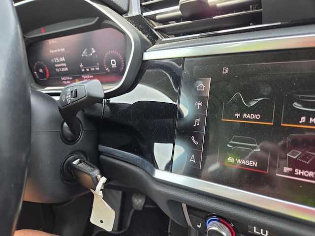 Audi q3 35 tfsi s line 150, 2019 - afbeelding 24 van  40