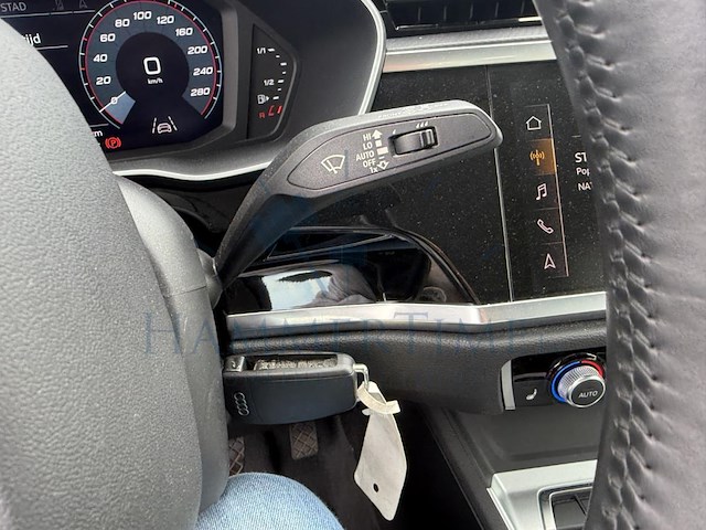 Audi q3 35 tfsi s line, 2019 - afbeelding 9 van  30