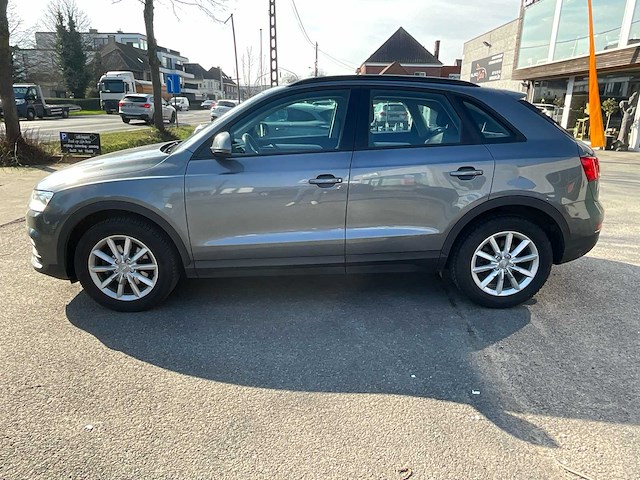 Audi q3 personenauto - afbeelding 12 van  24