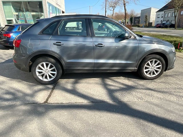 Audi q3 personenauto - afbeelding 21 van  24