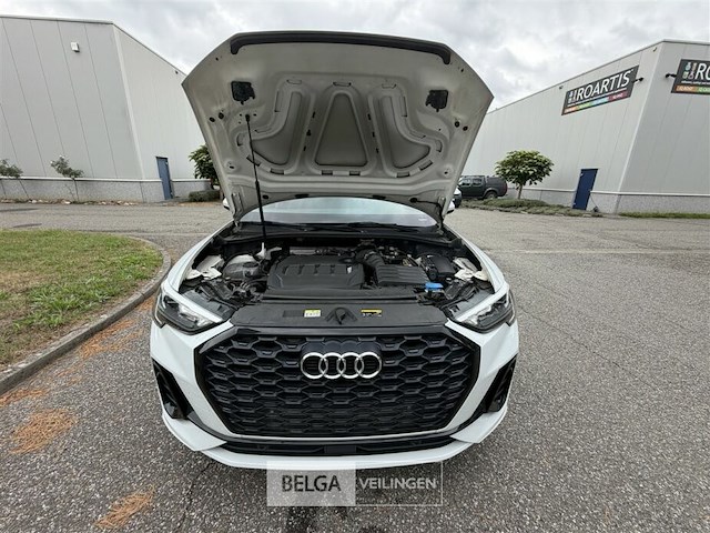 Audi q3 - afbeelding 25 van  29