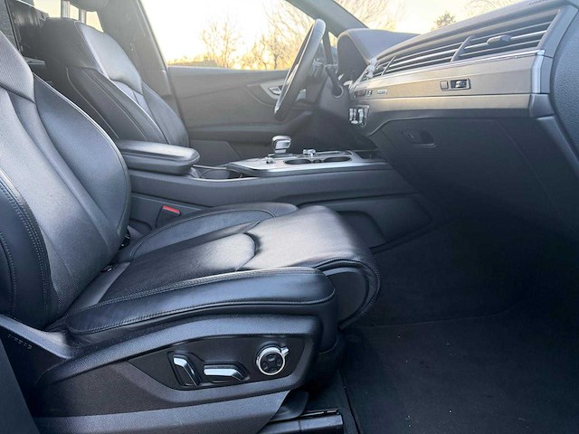 Audi q7 e-tron - 2018 - afbeelding 9 van  19