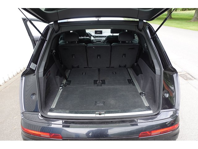 Audi q7 - afbeelding 9 van  23