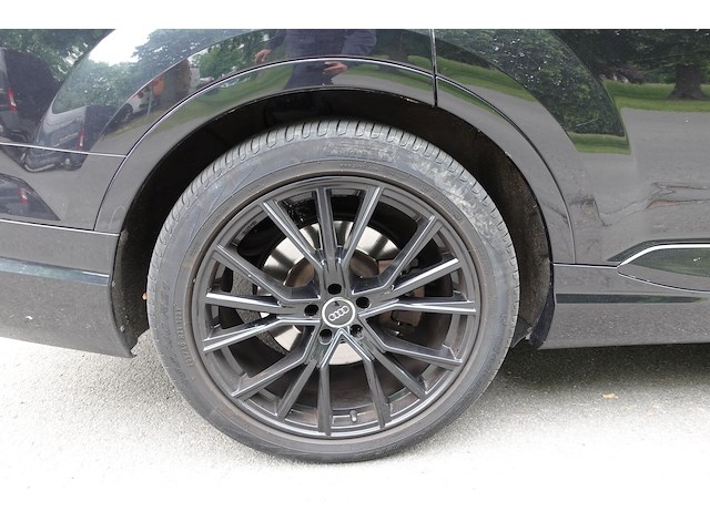 Audi q7 - afbeelding 13 van  23