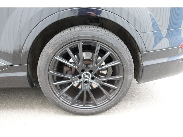 Audi q7 - afbeelding 14 van  23