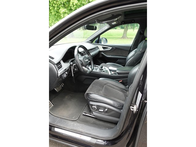 Audi q7 - afbeelding 18 van  23