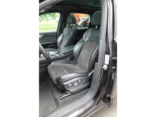 Audi q7 - afbeelding 19 van  23