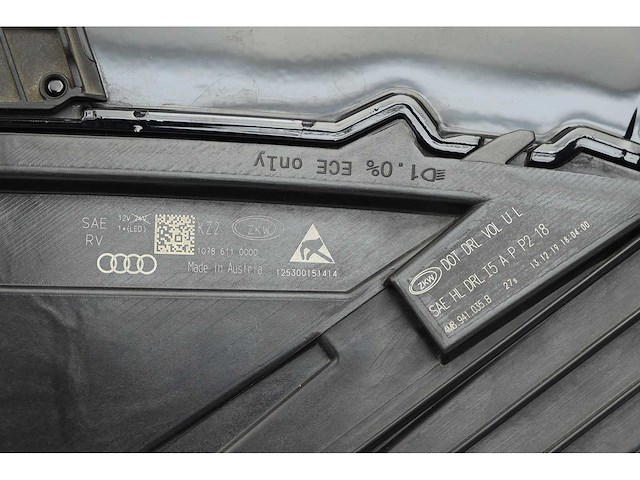 Audi q8 left matrix led headlight 4m8941035 oem - afbeelding 15 van  25